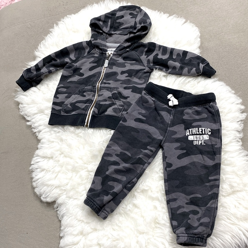 Carter's Fleece Full Zipper Hoodie & Sweatpants Camouflage Baby Boy Set 12M !!